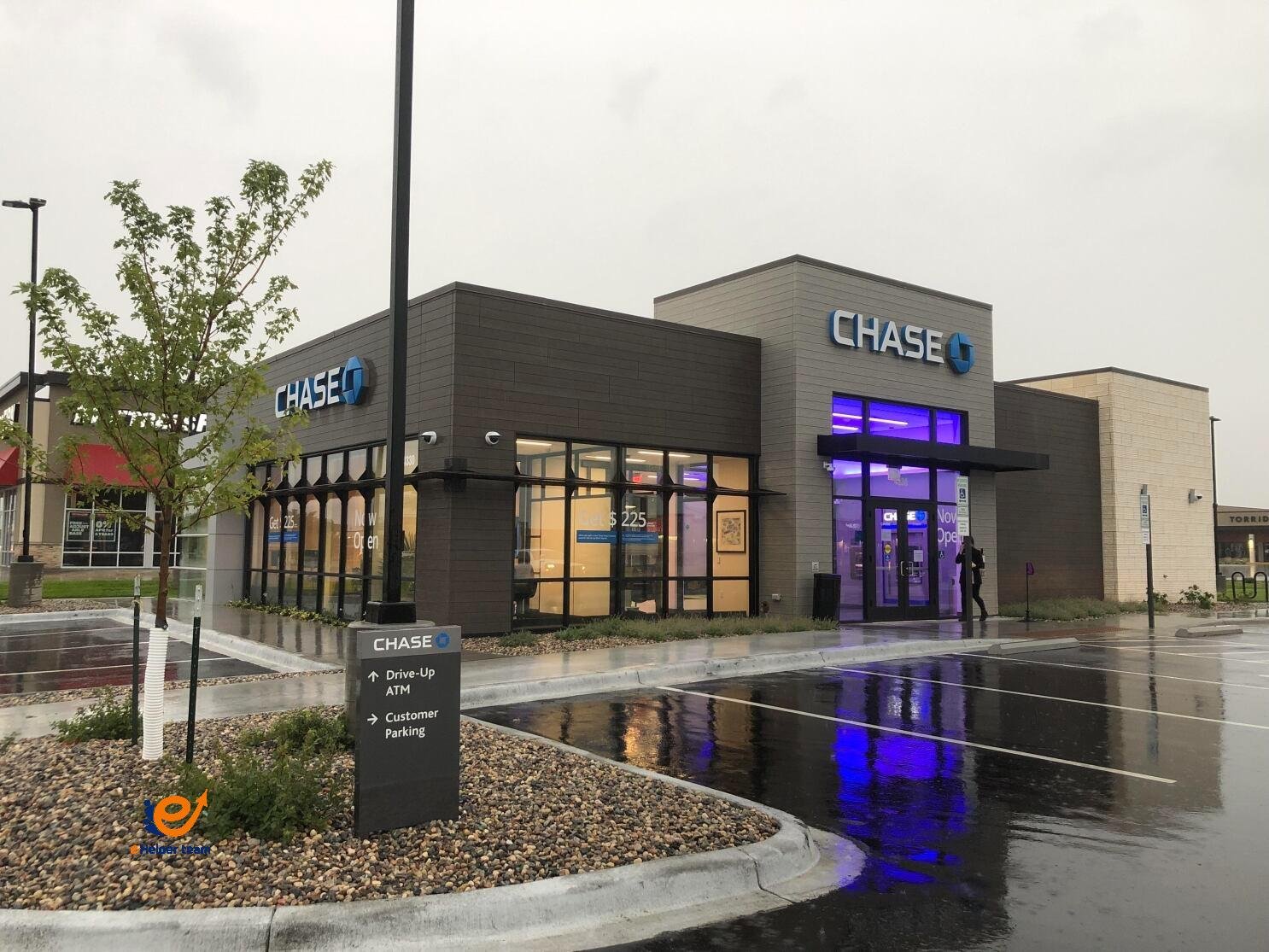 Chase Bank Expands Financial Services in 2025: Top Banking Solutions for Personal & Business Growth 1 Chase Bank Top 5 Financial Services & Banking Solutions 2025