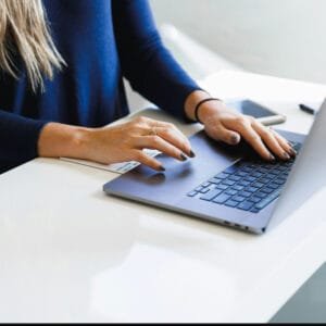 How to choose the perfect laptop in 2025